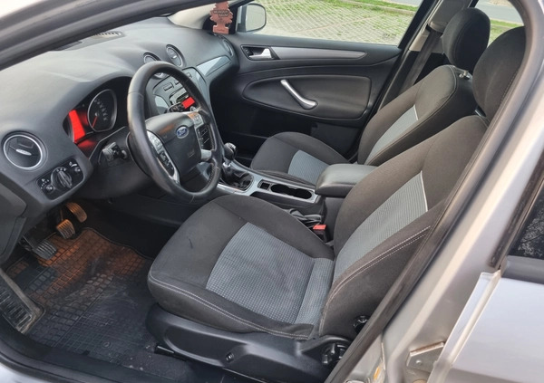 Ford Mondeo cena 19900 przebieg: 388000, rok produkcji 2014 z Siedlce małe 631